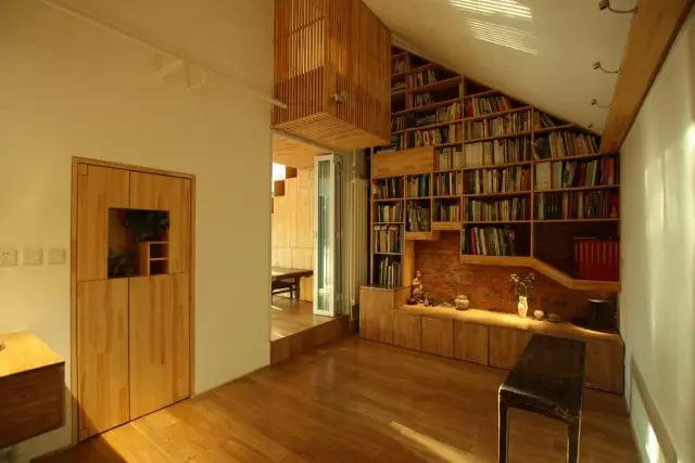 《两个建筑师的家》书房装修效果图